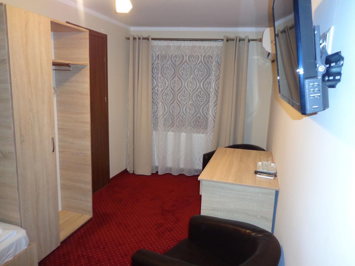 Casa Daomi Hotel Deva Bagian luar foto