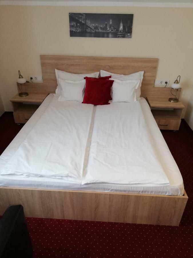 Casa Daomi Hotel Deva Bagian luar foto