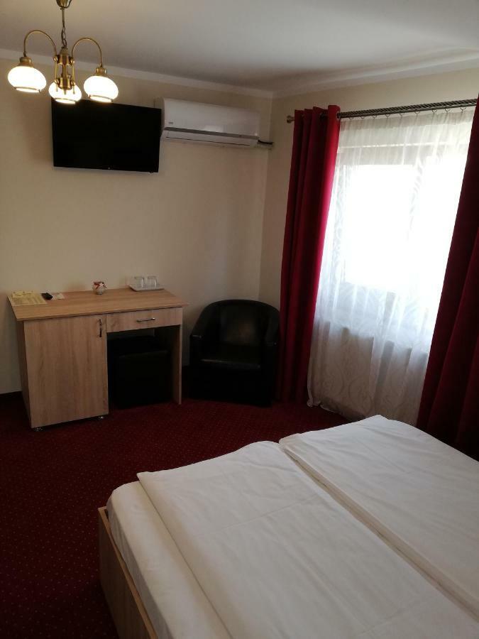 Casa Daomi Hotel Deva Bagian luar foto