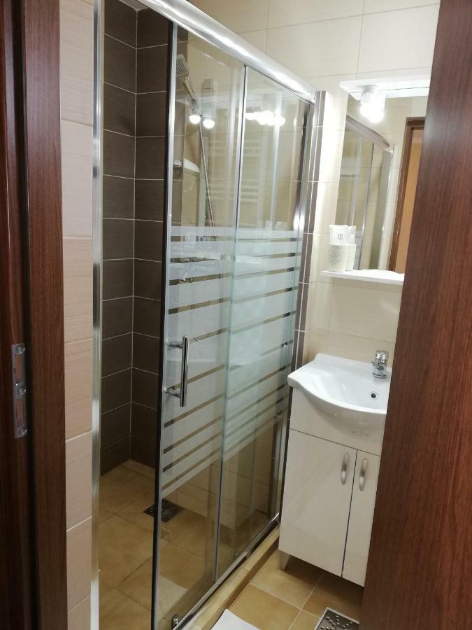 Casa Daomi Hotel Deva Bagian luar foto